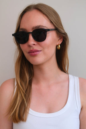 Kia -aurinkolasit - musta