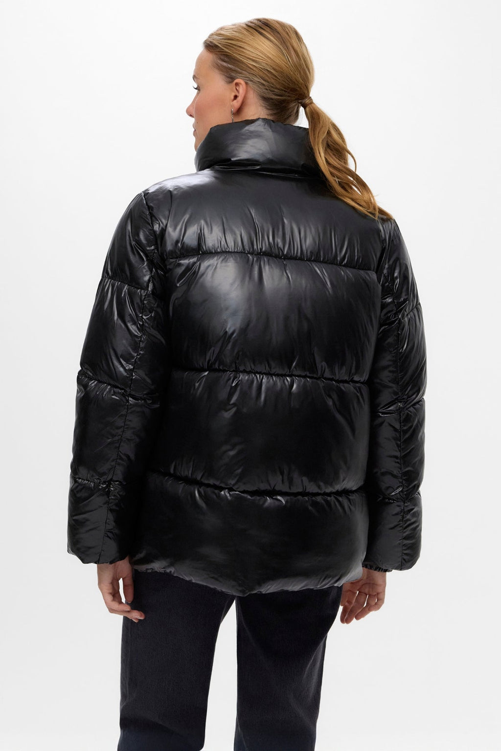 Sabrina lyhyt takki - musta