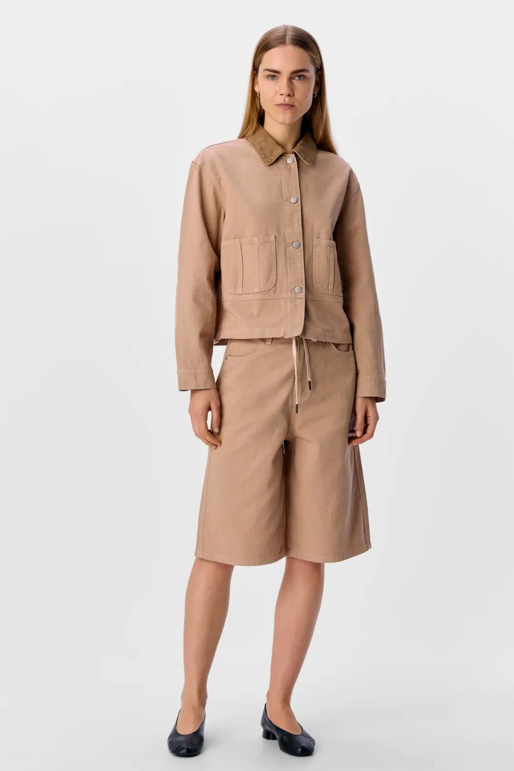 Avery Bermuda -farkut - hiekka