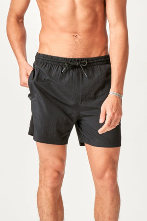 Premium Uida Shorts - musta