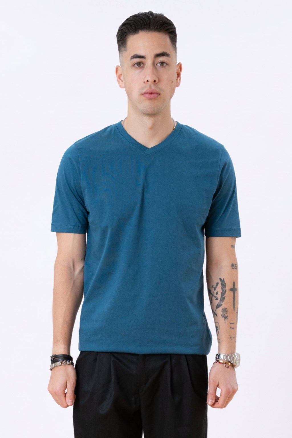 Basic V-kaula-paita-Petroleum Blue
