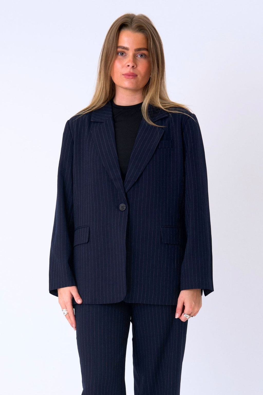 Ylisuuret bleiser - laivaston pinstripe