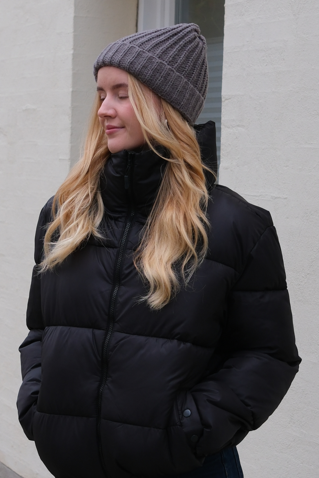 Ribbed Beanie - Tummanharmaa