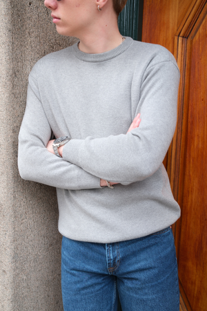 Crewneck Knit -villapaita - vaaleanharmaa