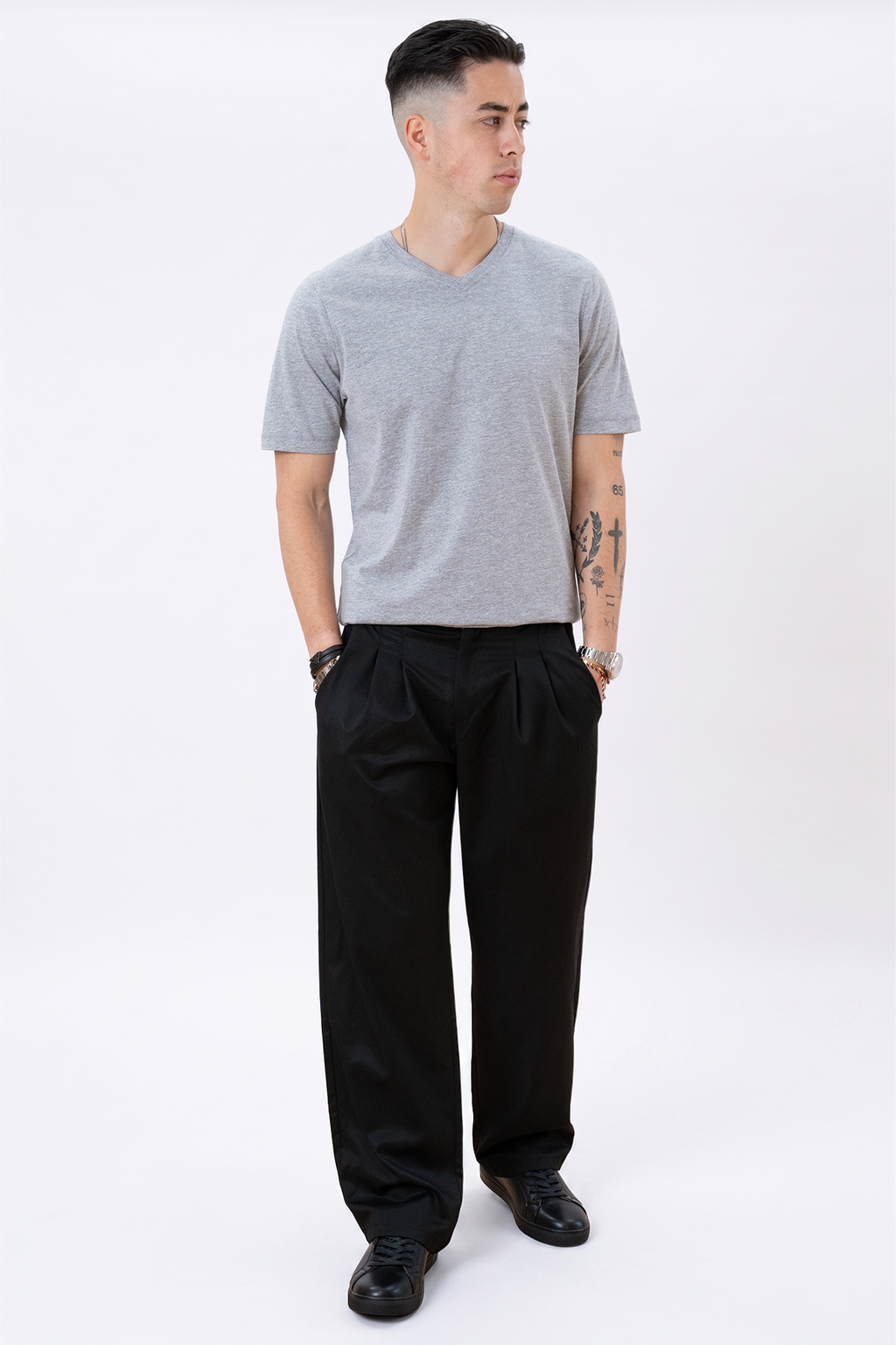 Basic V-kaula-aukkoinen t-paita - Oxford Grey