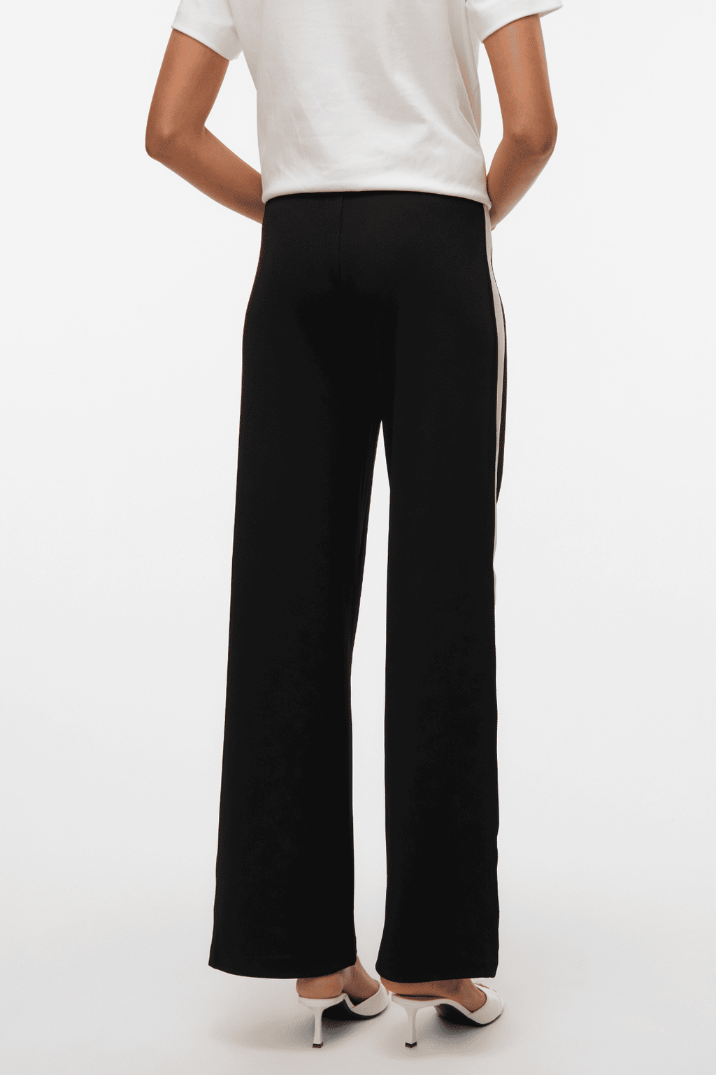 Berliinin MW Wide Panel Pant - Musta
