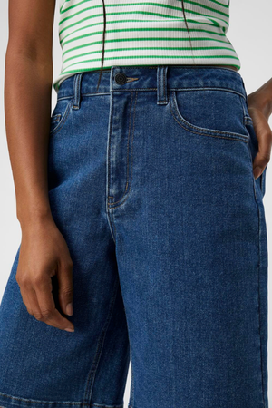 Carol -farkku Shorts - Keskikokoinen farkku