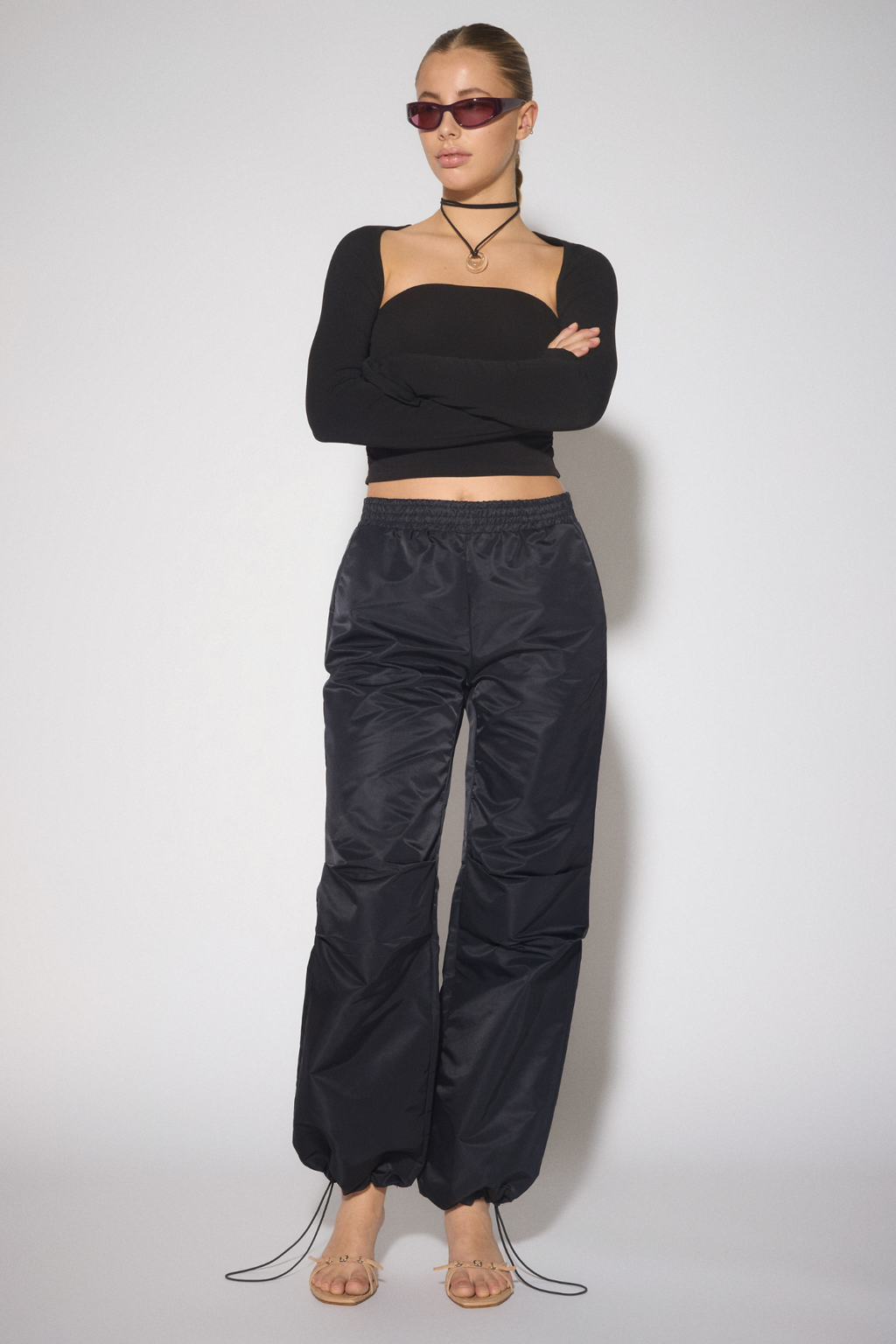 NECO -kappale Pants - musta