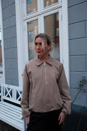 Ines lyhyt takki - Camel