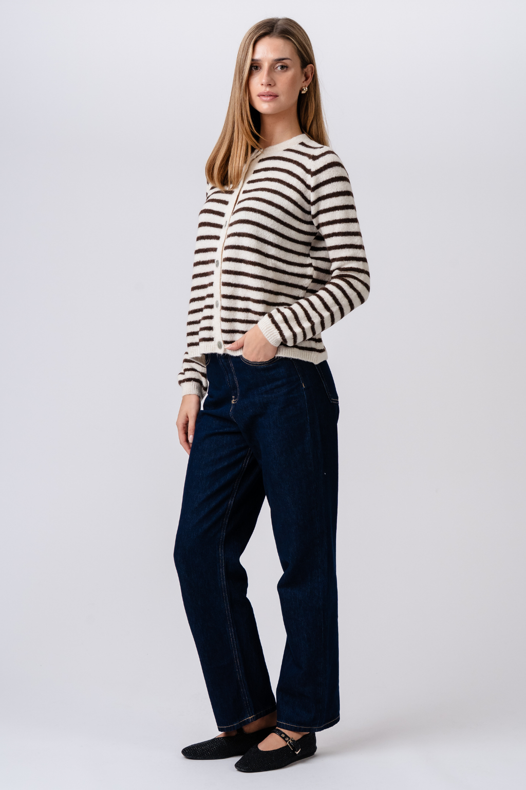 Crizette raidallinen neuletakki - luonnonvalkoinen/ruskea