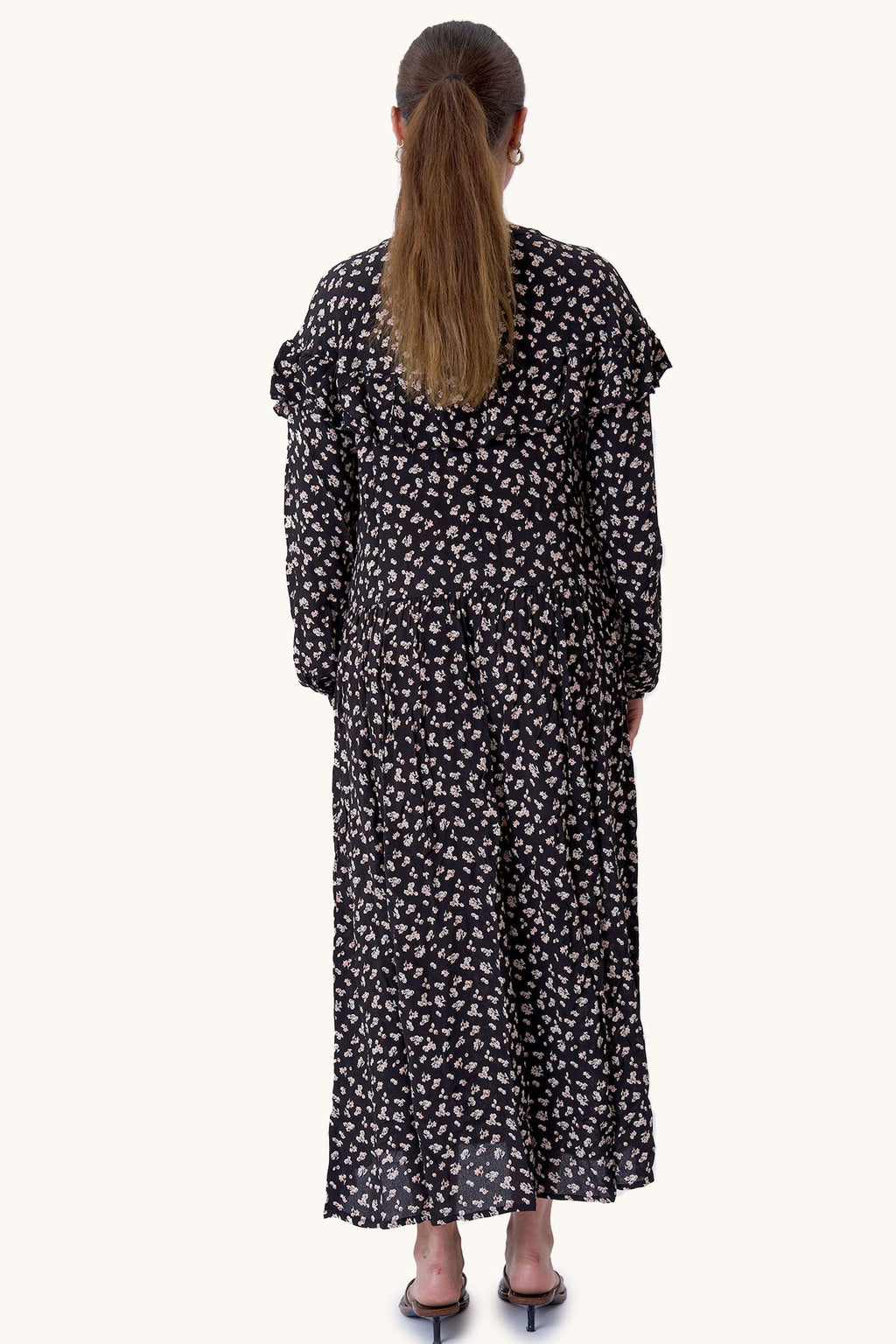 Amelia -mekko - musta kukka