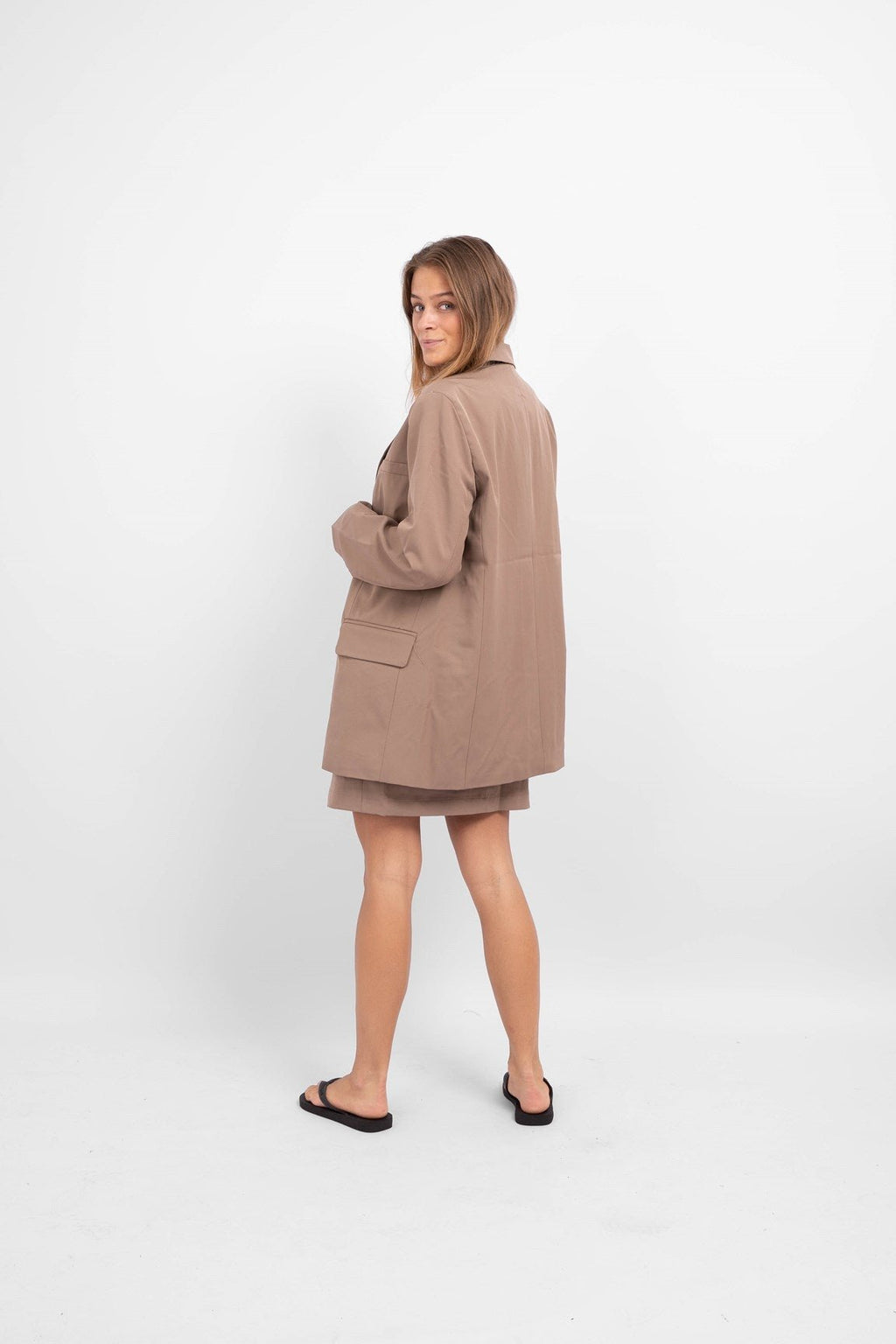 Koko ylimitoitettu bleiseri - fossiili