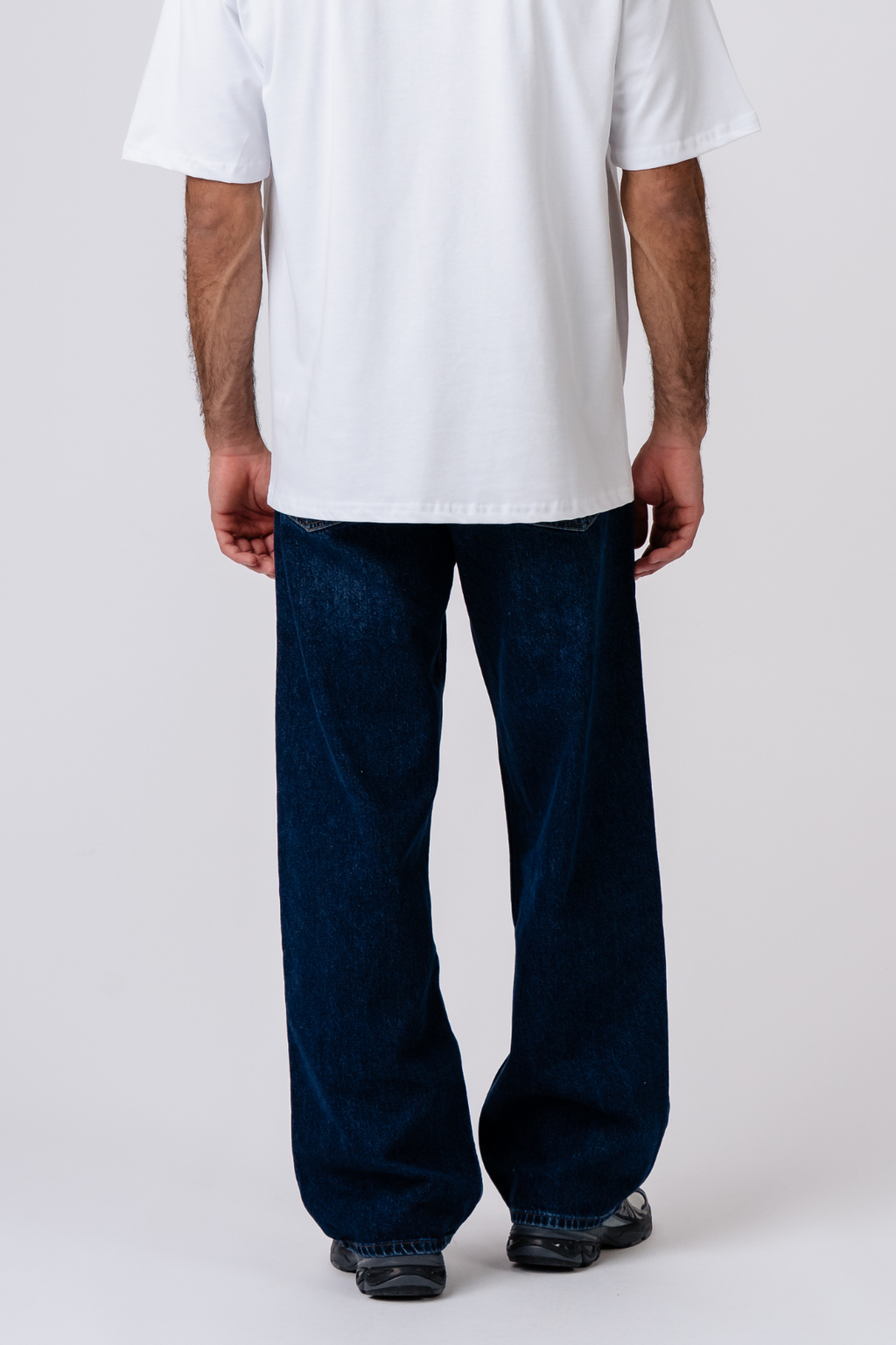 Baggy Jeans - tummansininen