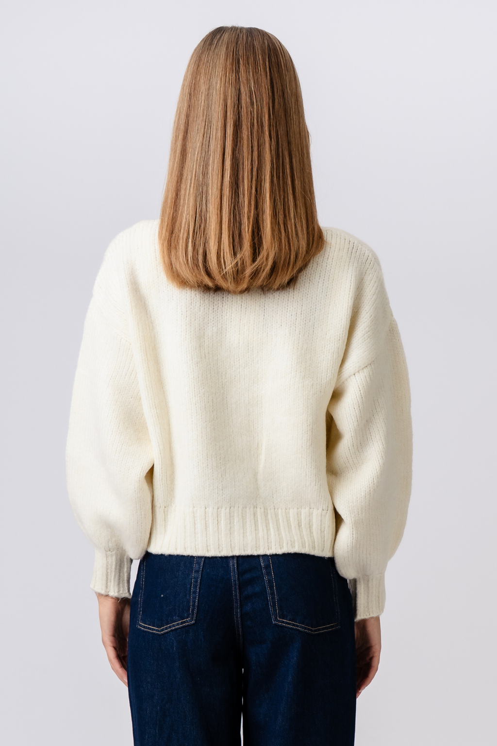 V-kaula-aukkoinen neuletakki - Ecru