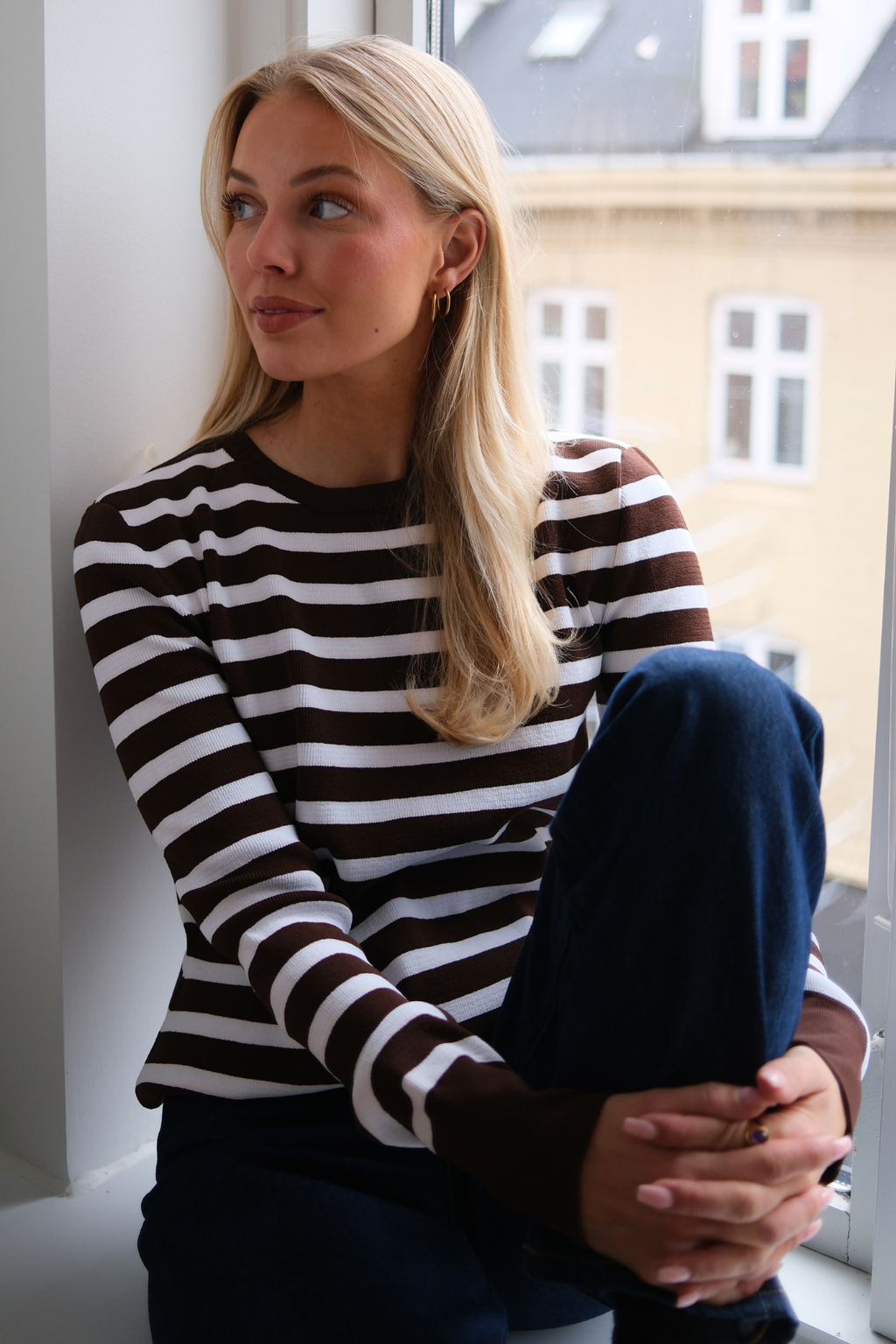 Maja raidallinen paita - ruskea
