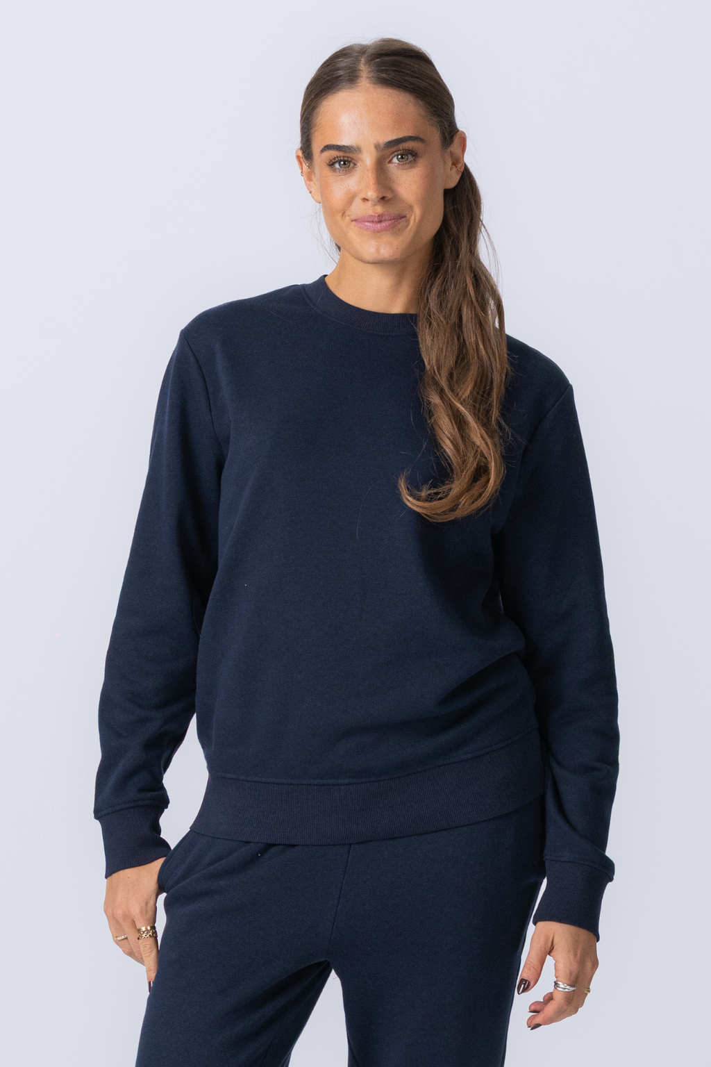 Essential Crewneck - Navy