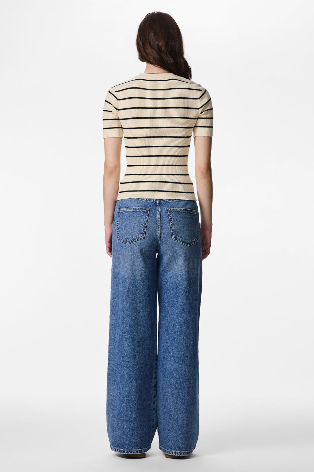 Mira O-Neck Knit - Koivunmusta