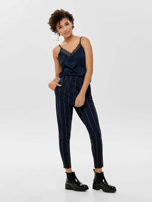 Toppi pitsillä - Sky Capstain