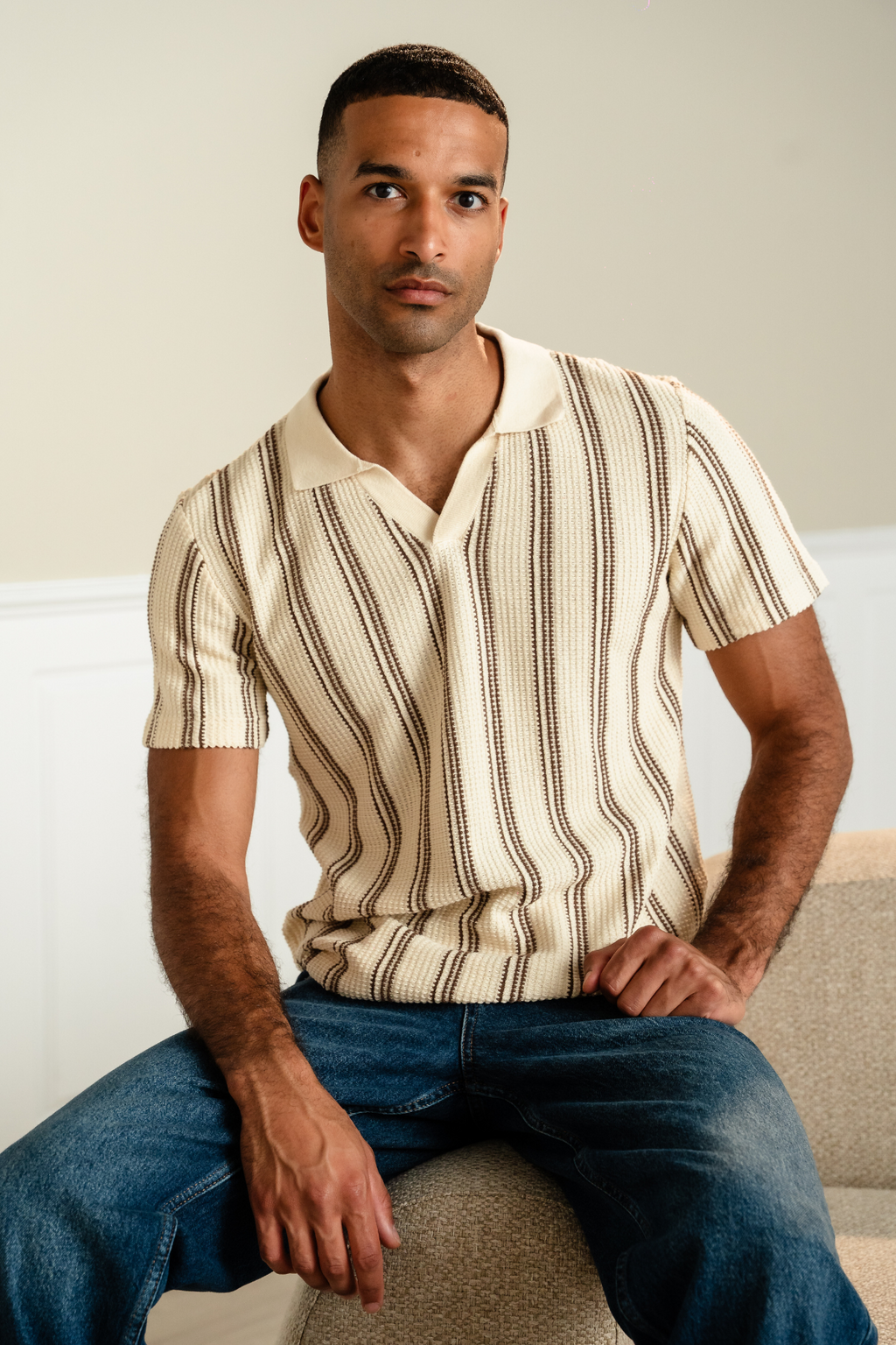 Raidallinen pullover - hiekka