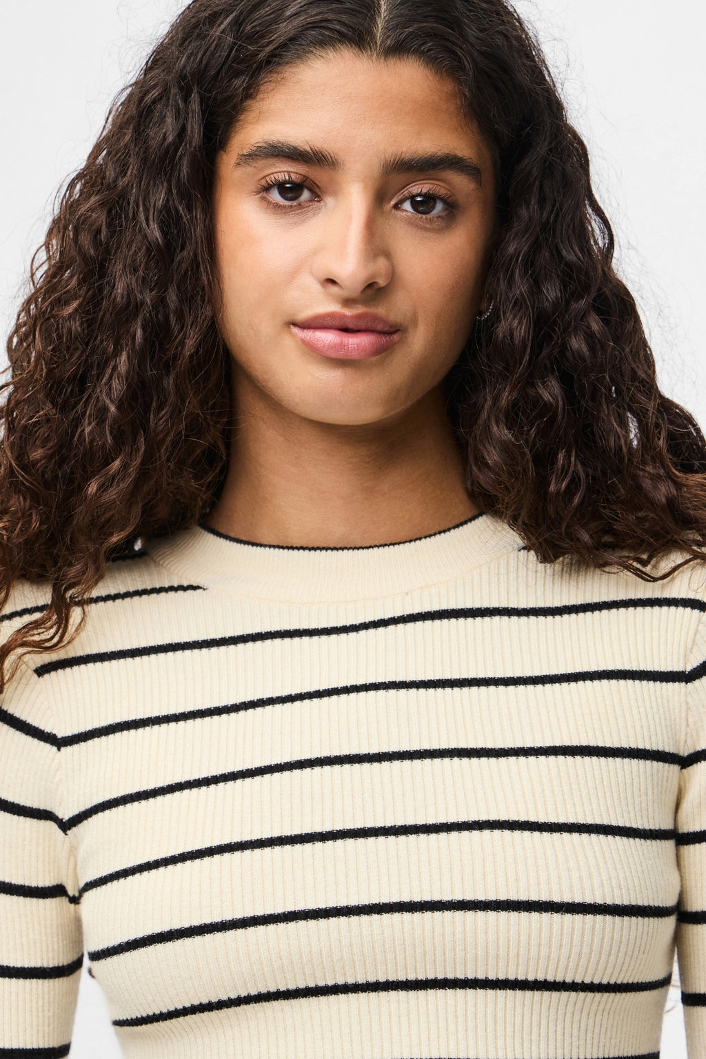 Mira New O-Neck Knit - koivu/musta