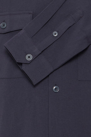 Chris Overihi - tumma laivasto