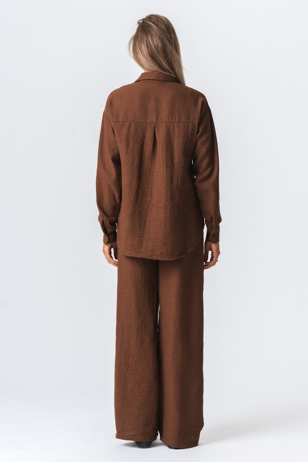 Lilly Pants + Lilly -paita (ruskea) - pakkauskauppa