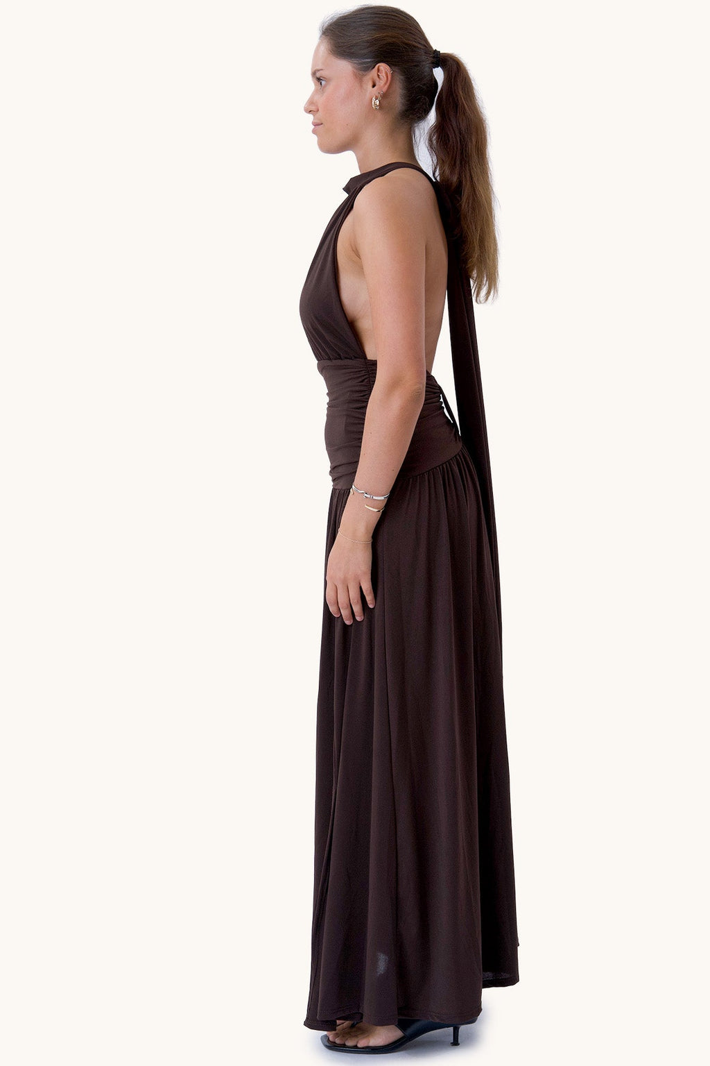 Olivia mekko - ruskea