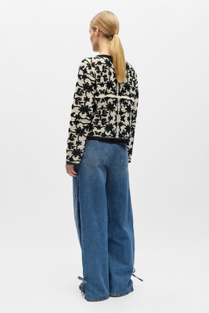 Cari neuletakki - koivunmusta