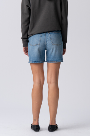 The Original Performance Denim Shorts - Medium Blue Denim (Nainen)