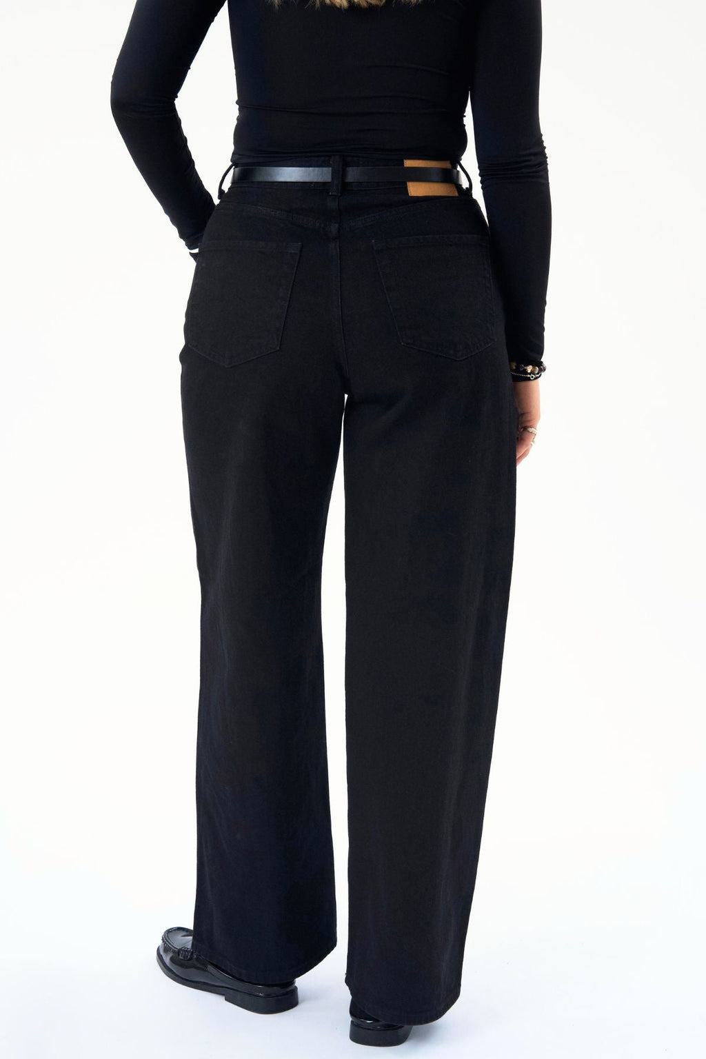 Eleanor Belt - Musta