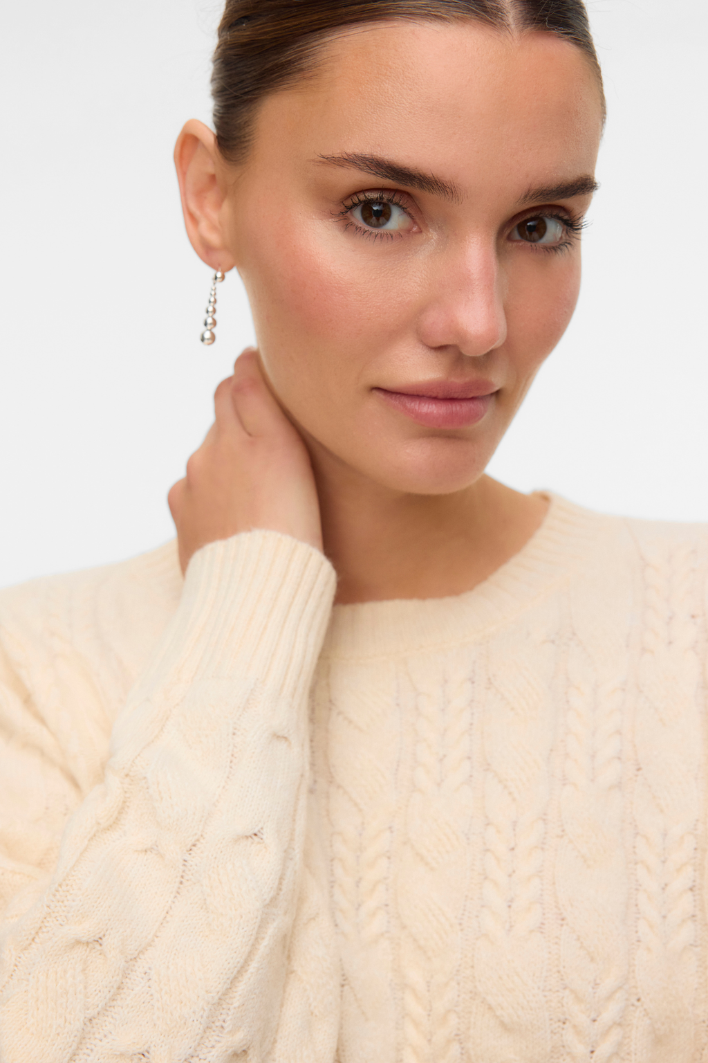 Oinas O -kaula -kaapelin pullover - koivu