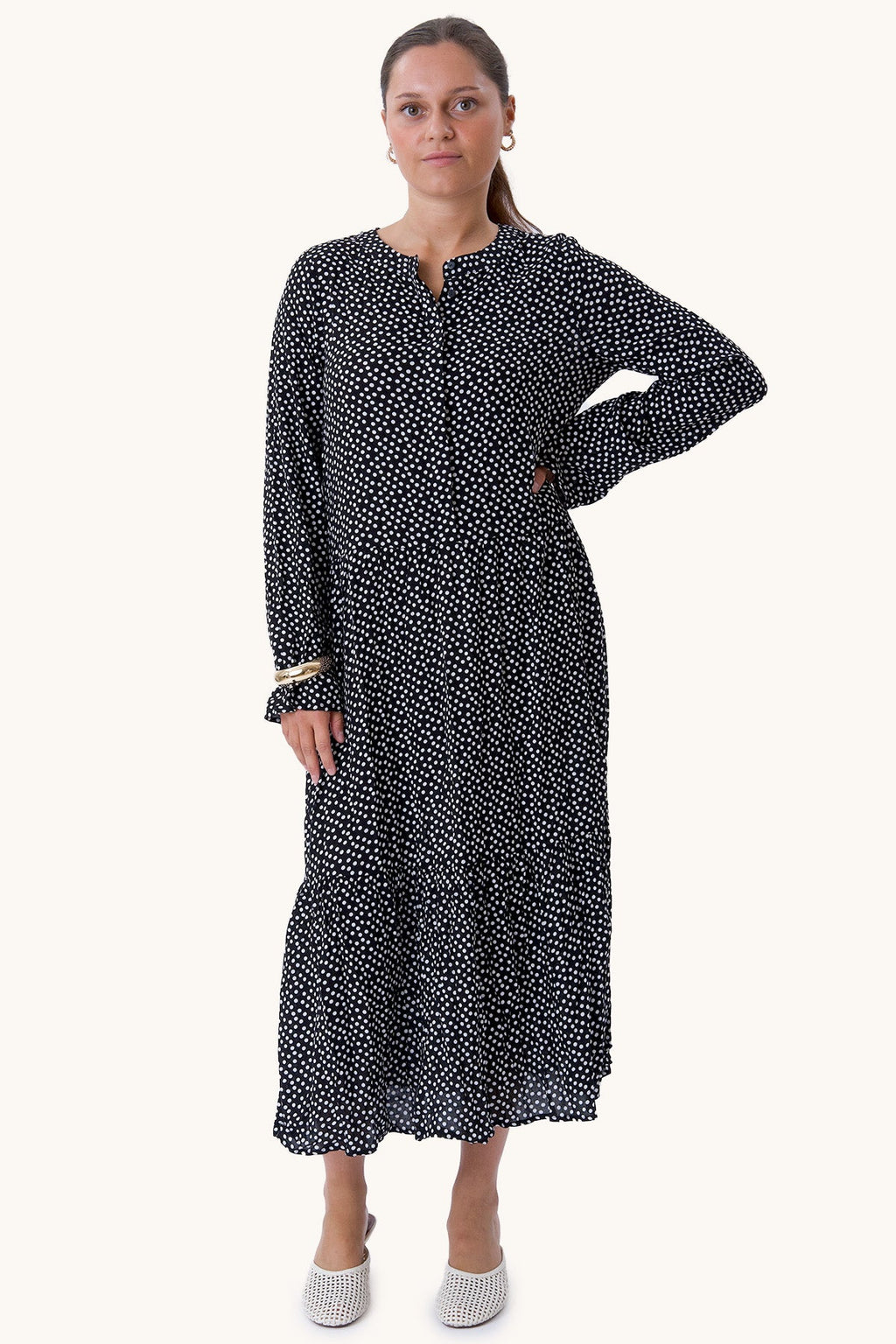 Anna -pitkähihainen mekko - musta