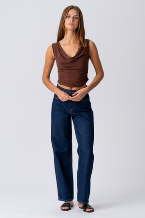 Elisa vesiputous - ruskea