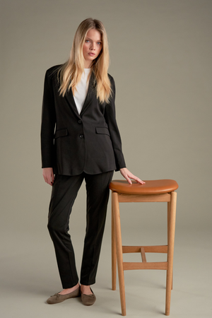 Performance Naisten puku (musta) - Pakettitarjous