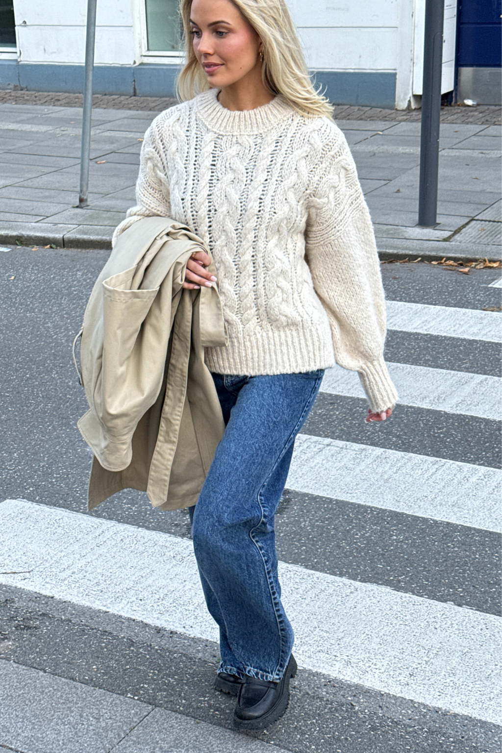 Emma Cable Knit - luonnonvalkoinen
