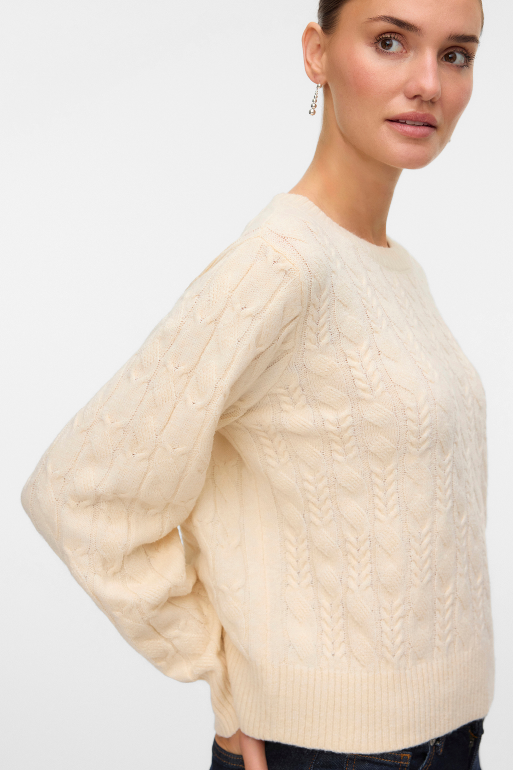 Oinas O -kaula -kaapelin pullover - koivu