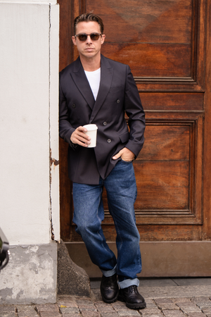 Premium Kaksirivinen bleiseri - musta