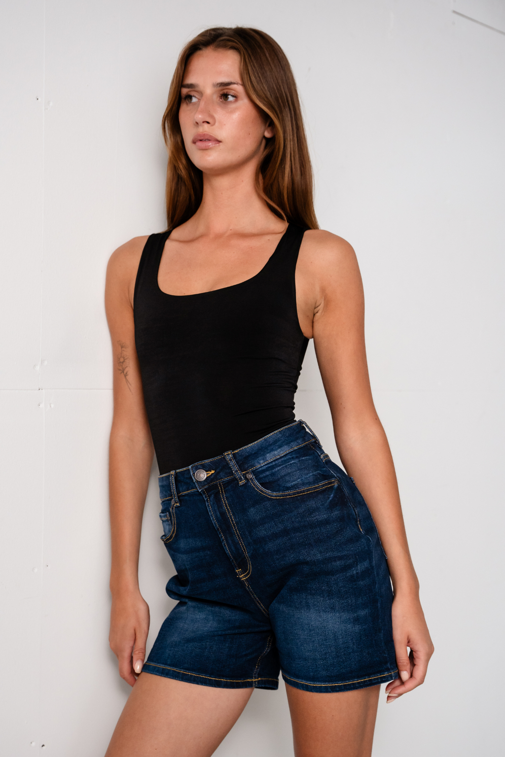 Eleanor Top - Musta