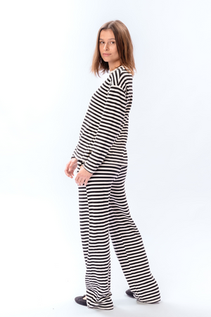 Raidallinen paita - Musta