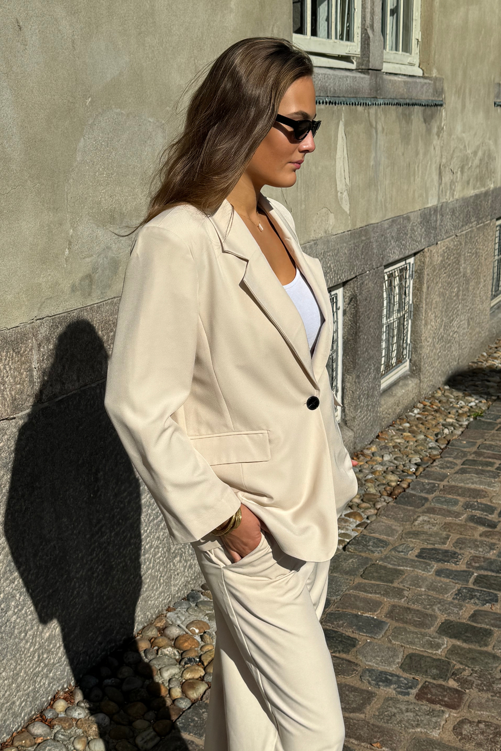 Ylisuuret puku (beige) - pakettikauppa
