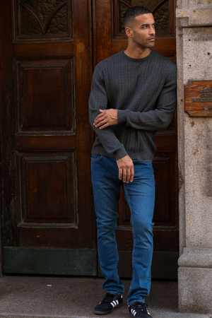 Pulloveri kaapelineule - Charcoal Melange