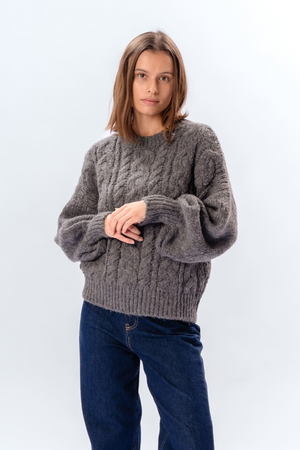 Emma Cable Knit - Keskiharmaa