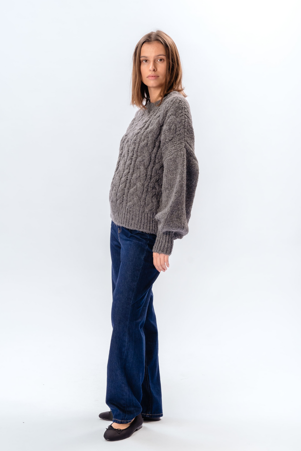 Emma Cable Knit - Keskiharmaa