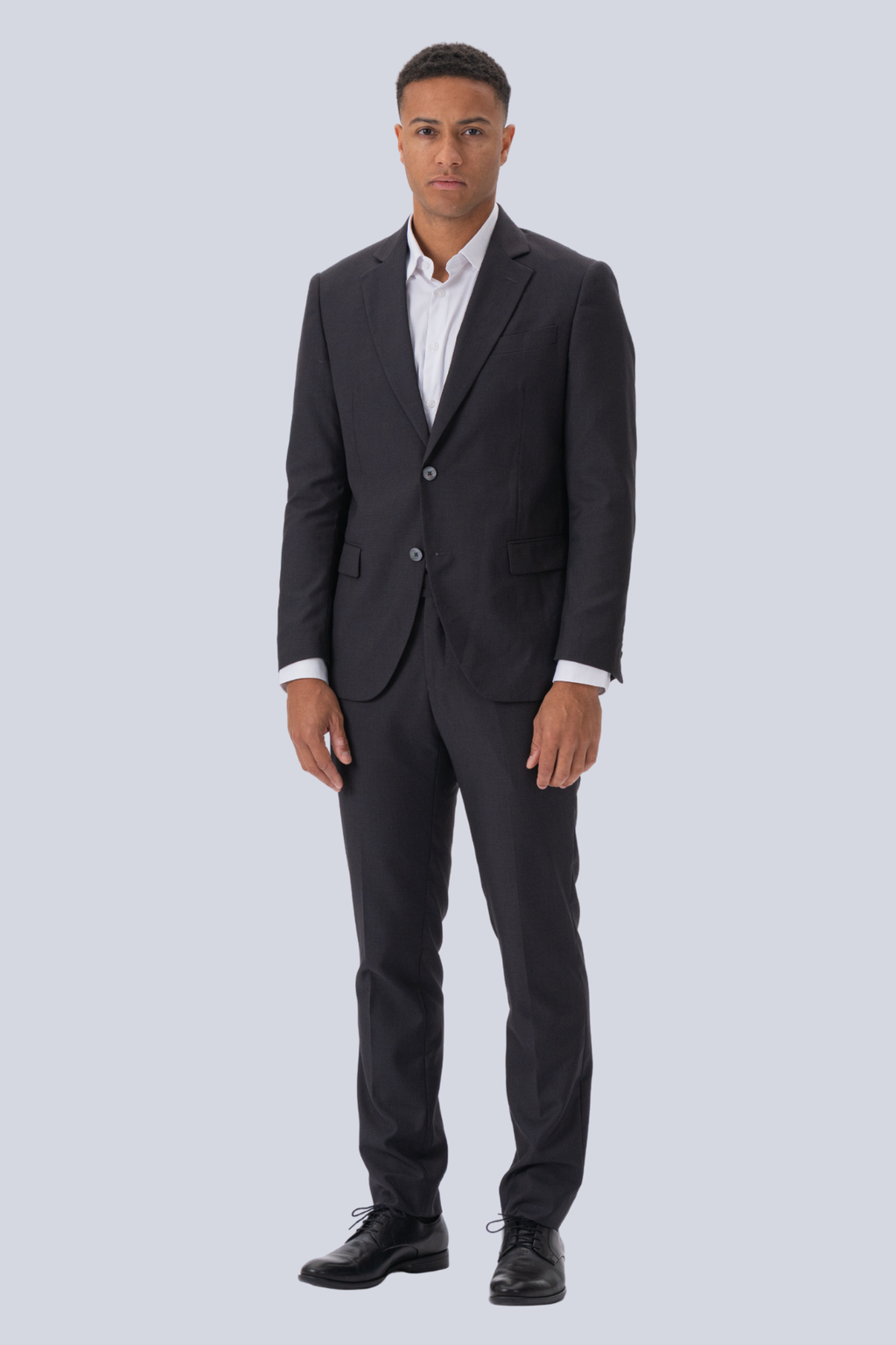 Premium Yksirivinen puku (musta)