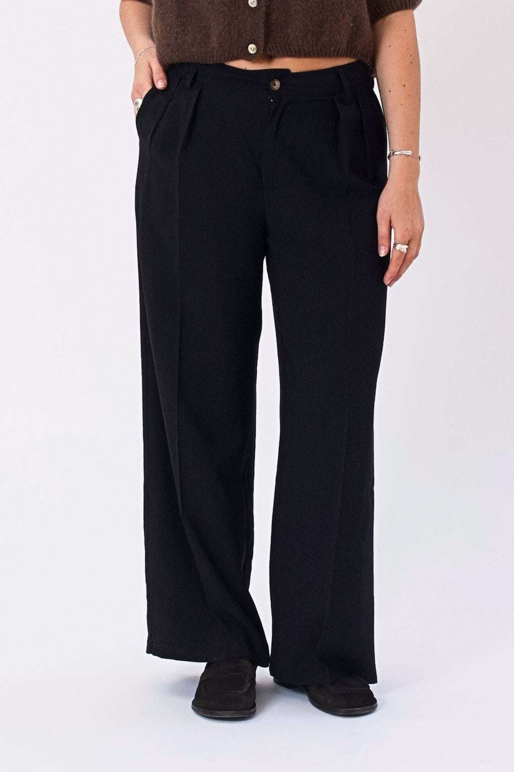 Isolde Pants - Musta