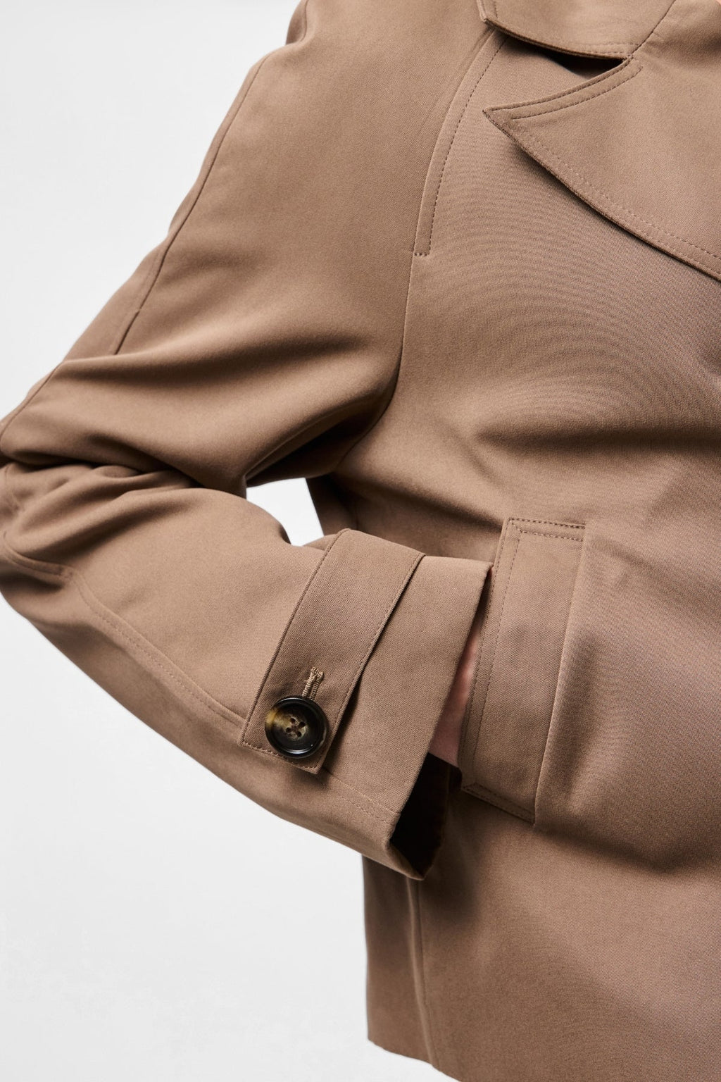 Scarlett Short Trenchcoat - Ruskea linssi