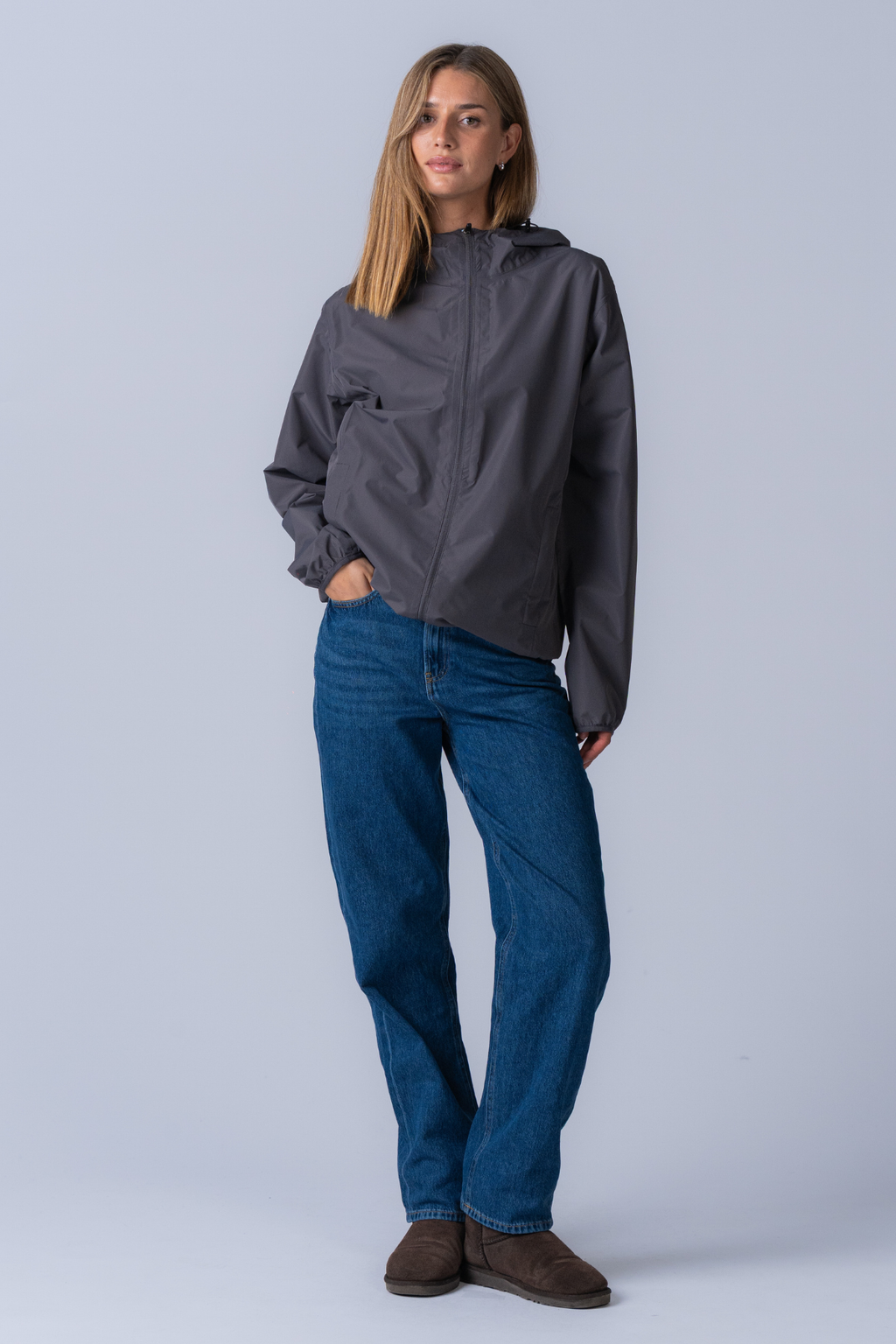 Windbreaker - tummanharmaa