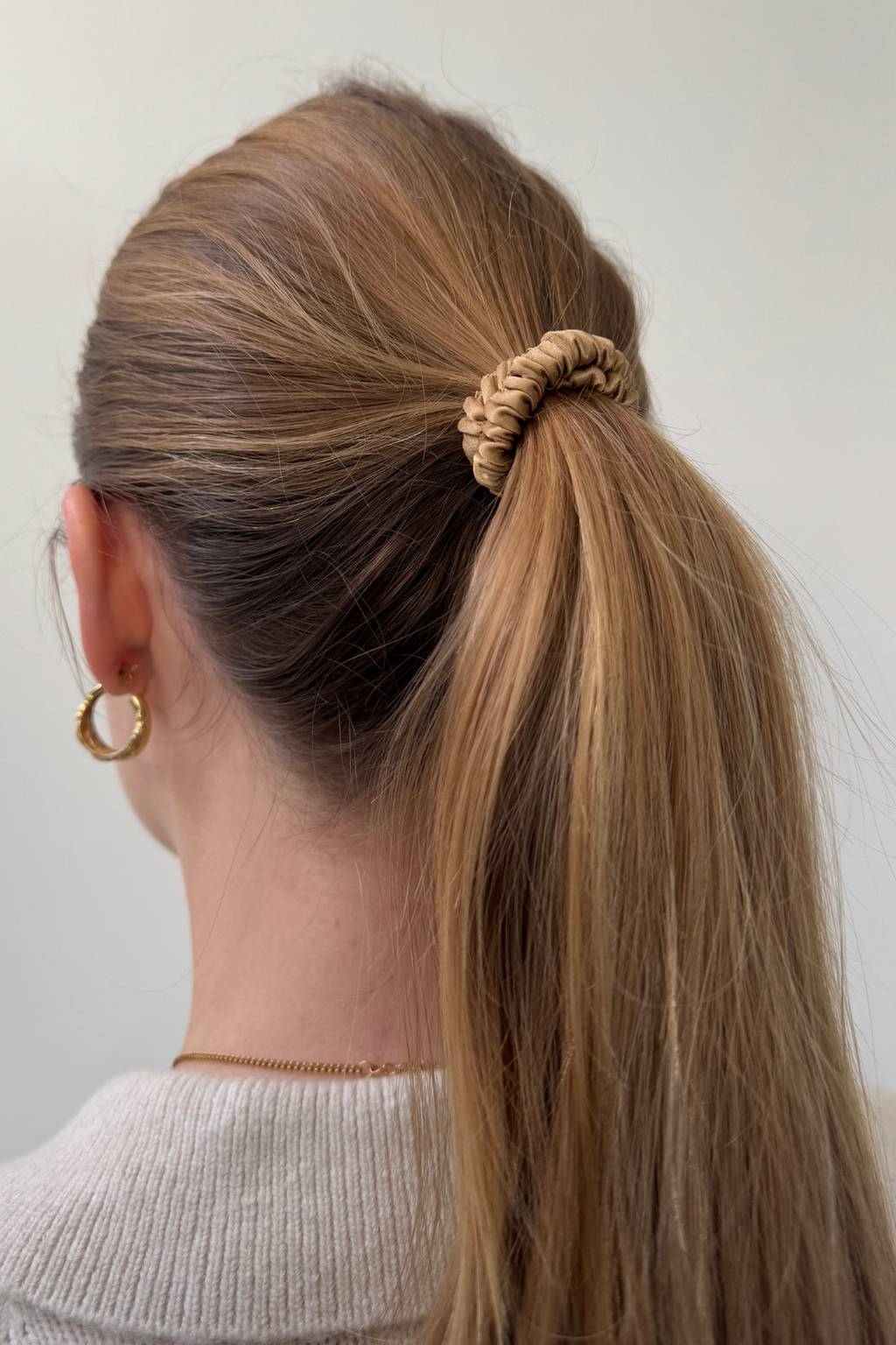 Silkkijousta - ruskea