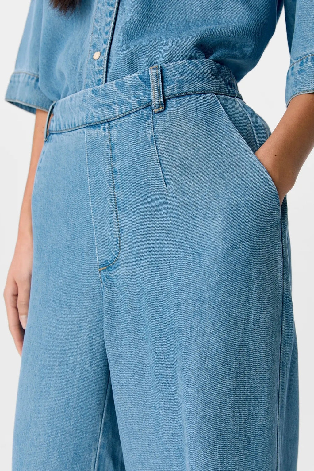 Kehys Lisa leveä Pants - vaaleansininen farkku