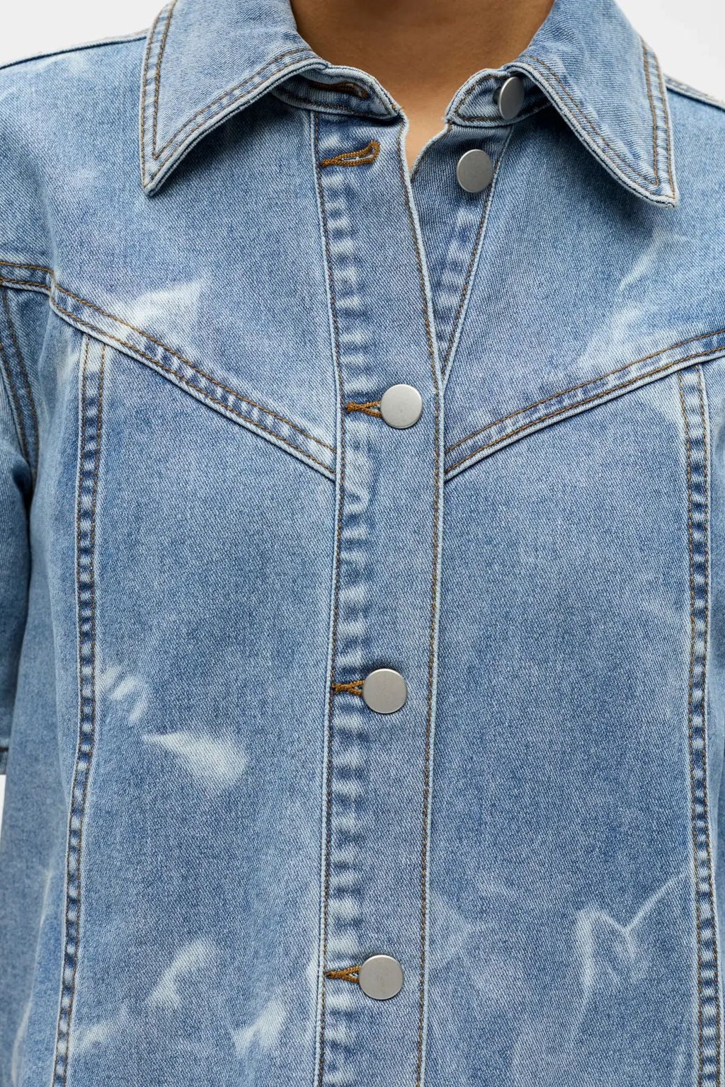 Claudia lyhyt farkkumekko - vaaleansininen denim